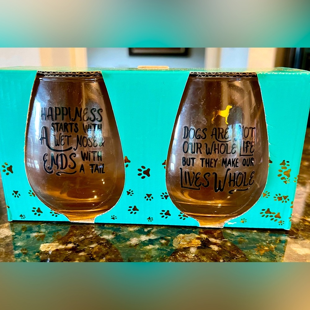 Wine 🍷 Glasses 🐶🐾